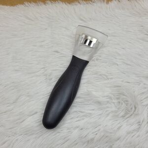 Pampered Chef Corn Kernel Cutter with Protective Cover